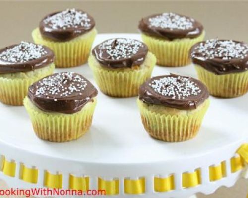 Banana Cupcakes with Nutella Mascarpone Frosting